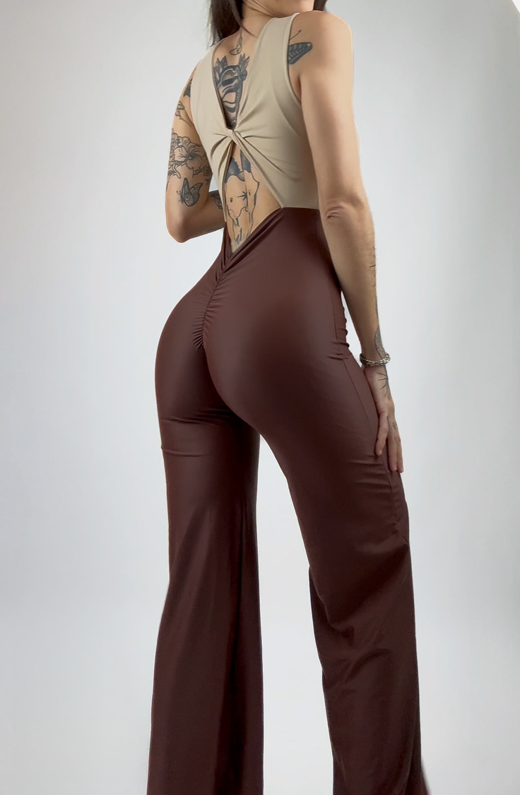 KYRA M